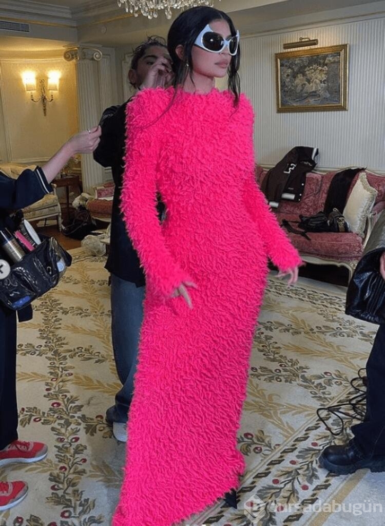 Paris'te Kylie Jenner rüzgarı