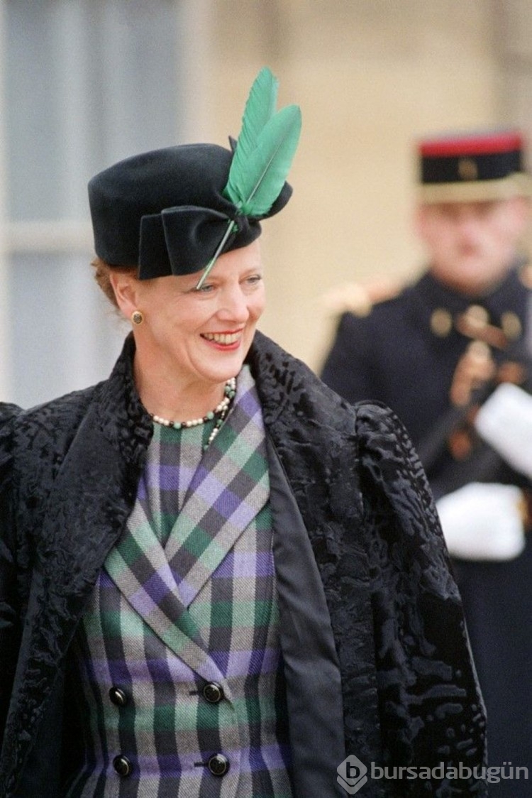 Danimarka Kraliçesi Margrethe ailesinden özür diledi
