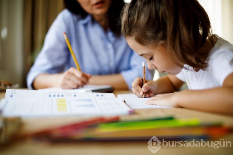 Çocuklara ders çalışmayı sevdirme yolları