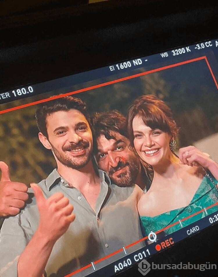 Sinem Ünsal sevgilisi Halit Özgür Sarı'nın doğum gününü kutladı
