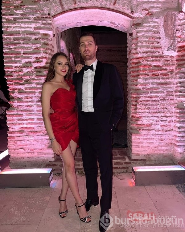 Oğulcan Engin, Miray Daner'in hep yanında