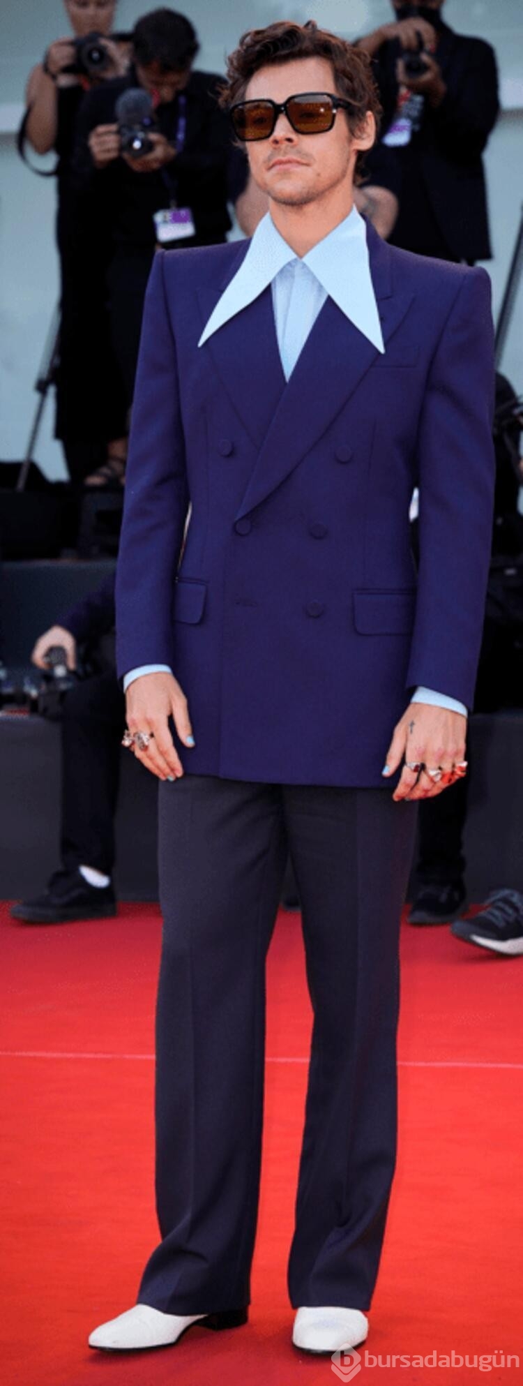 Dünyanın en yakışıklı erkeği Harry Styles