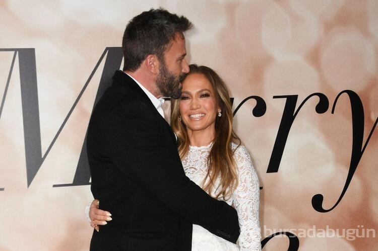 Jennifer Lopez Ben Affleck'i bir türlü affedemiyor