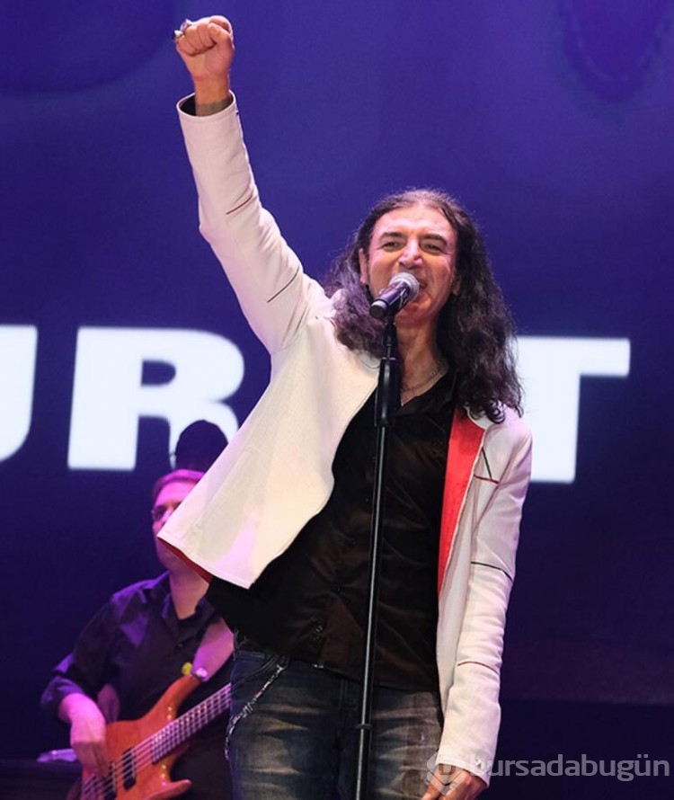 Kuruçeşme Açıkhava sahnesinde Murat Kekilli fırtınası
