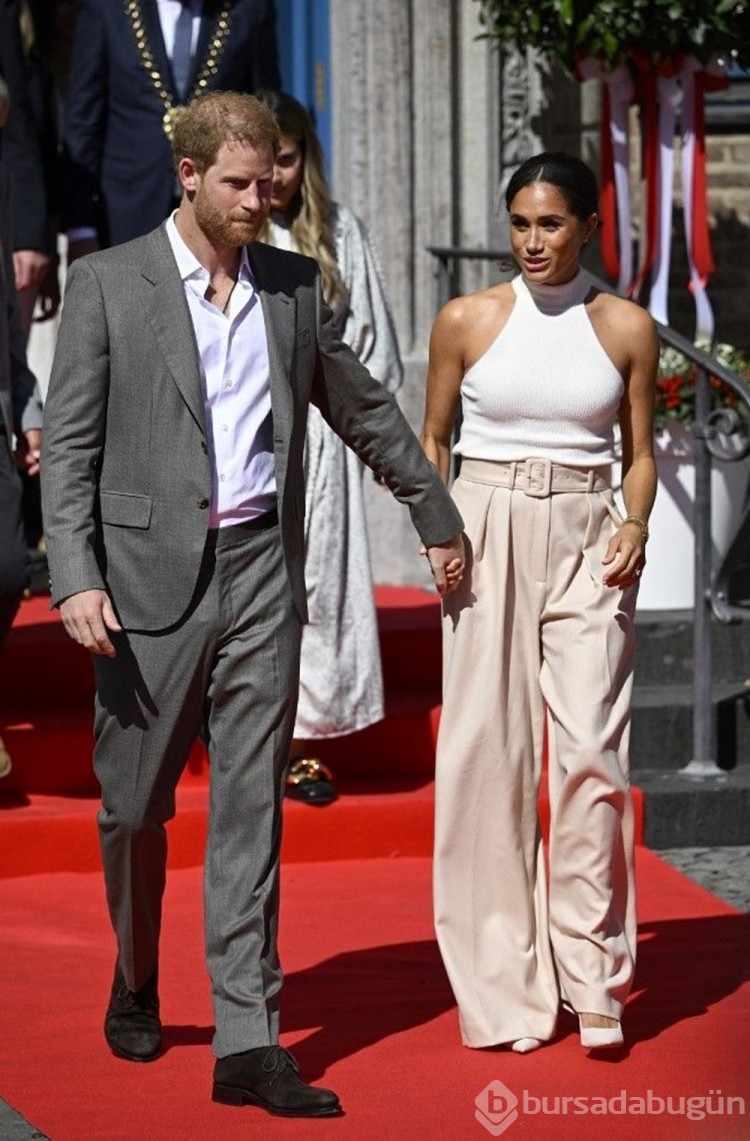 Meghan Markle ve Prens Harry tescilli yardımsever ilan edildi