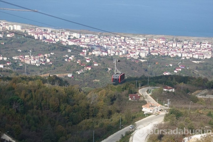 Karadeniz'in en uzun teleferiğinde doğaya yolculuk