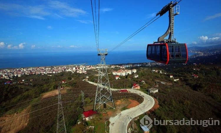 Karadeniz'in en uzun teleferiğinde doğaya yolculuk