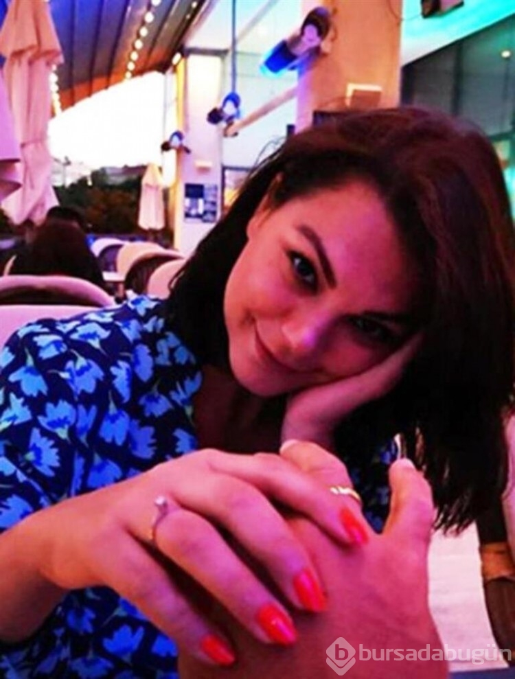 Nez: Senin kızın olmaktan gurur duyuyorum
