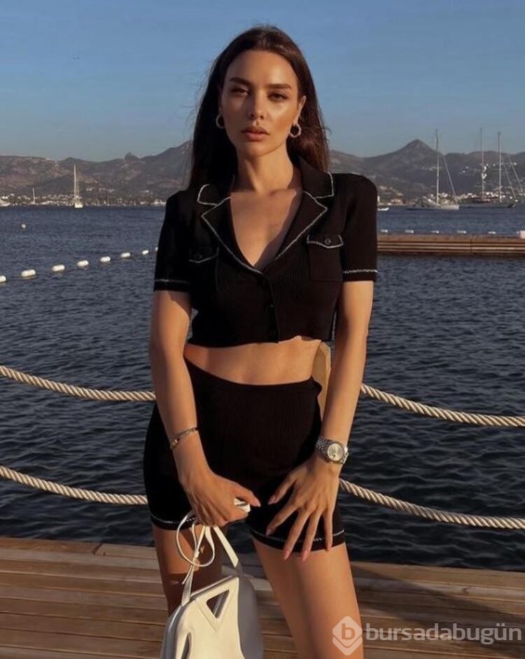 Makyajsız görüntülenen Hazal Filiz Küçükköse gündem oldu
