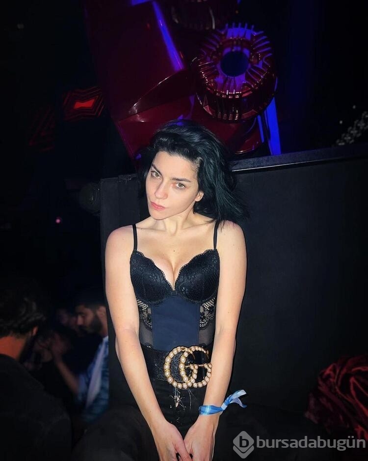 Merve Boluğur'dan kafa karıştıran hamilelik yorumu
