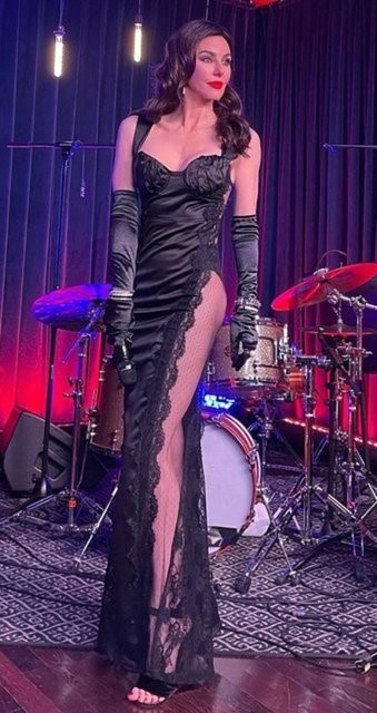 Defne Samyeli: Farah Zeynep Abdullah'ın bir bildiği vardır
