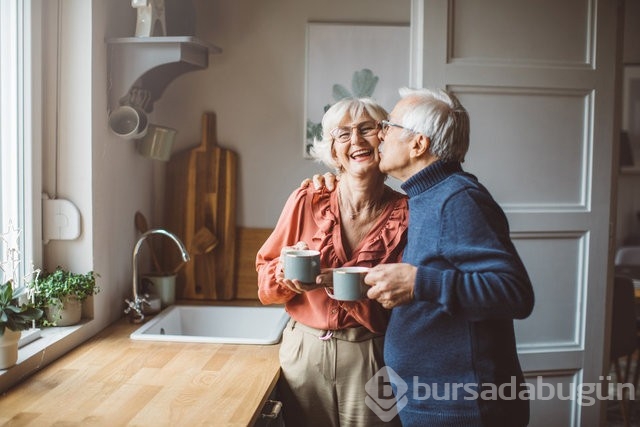  Daha hızlı yaşlanan cinsiyet belli oldu!