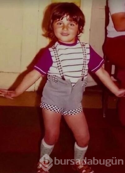 Tarkan'ın küçüklüğünü gören Sibel Can sandı!

