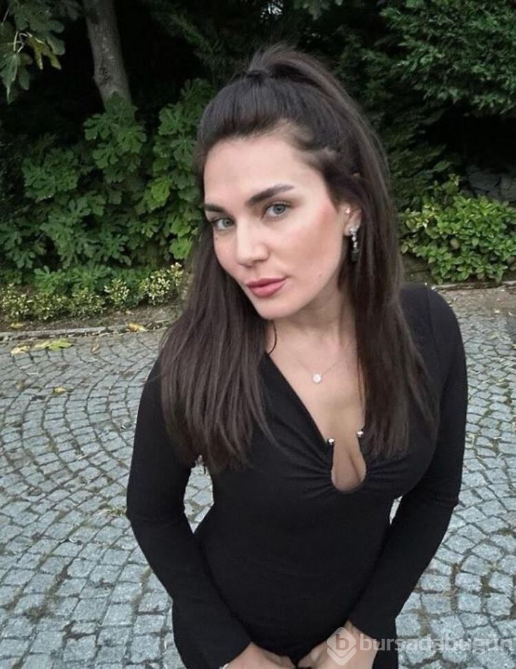 Buse Varol'un paylaşımı takipçilerini ikiye böldü