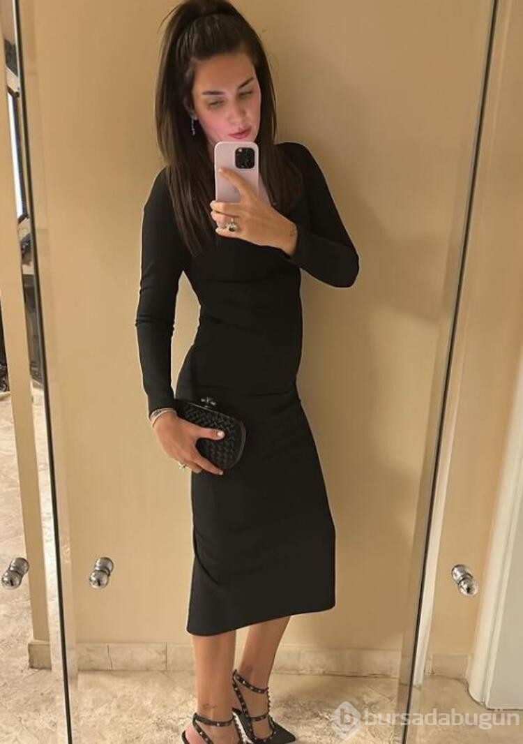 Buse Varol'un paylaşımı takipçilerini ikiye böldü