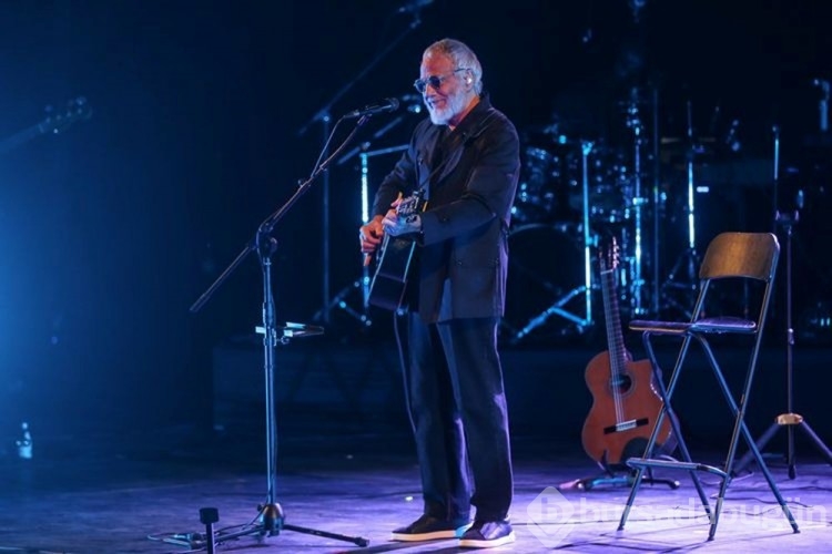 Yusuf İslam Türkiye'deki ilk konserini AKM'de verdi