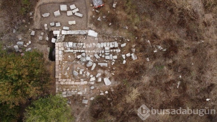 Bursa'daki antik kentin tapınağı gün yüzüne çıkarılıyor