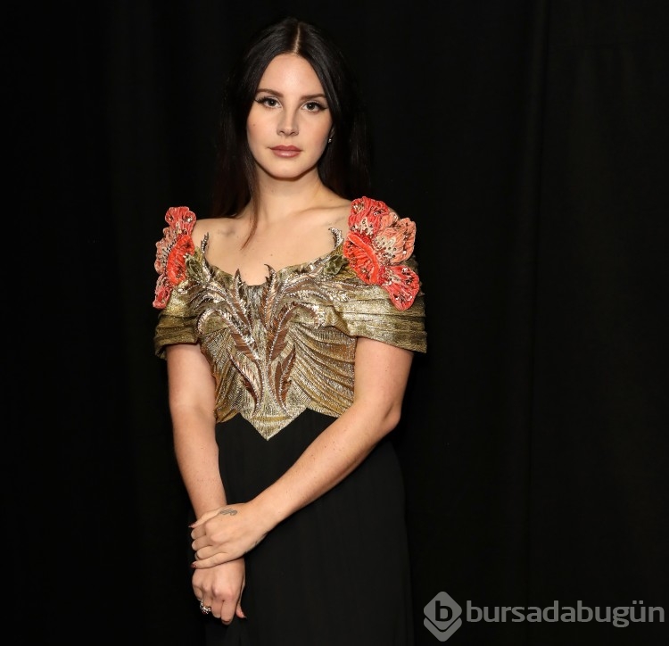 Lana Del Rey'in bilgisayarı çalındı! 'Neyin sızdırılacağı konusunda endişeliyim'
