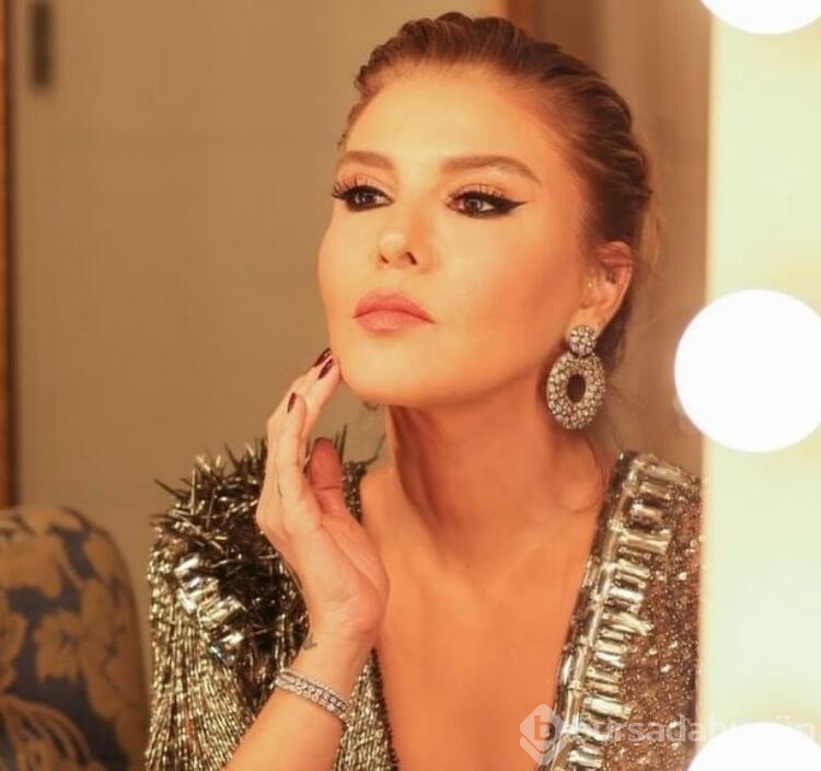 Gülben Ergen yeni imajıyla göz kamaştırdı