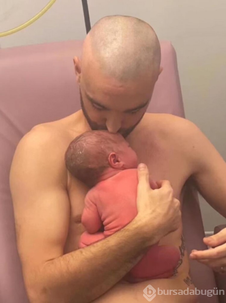 Genç yaşta ölen şarkıcının oğluna 'boynu bükük' doğum günü