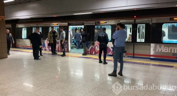 Marmaray'ın Yenikapı istasyonunda intihar etti
