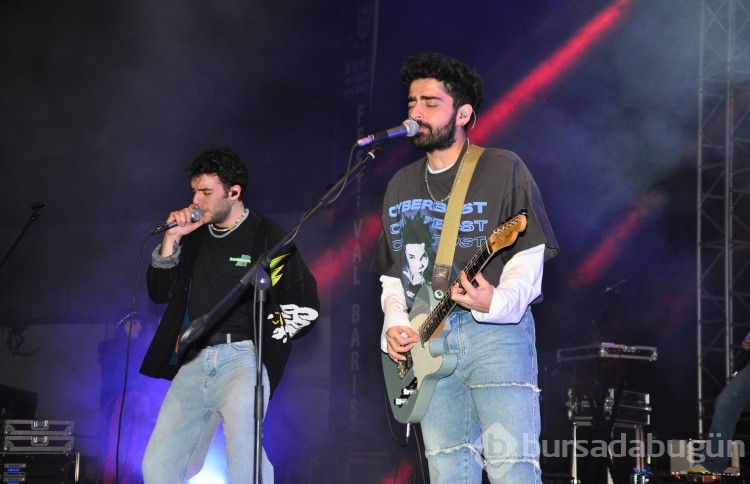 Bursa'da Alternatif Rock rüzgarı esti