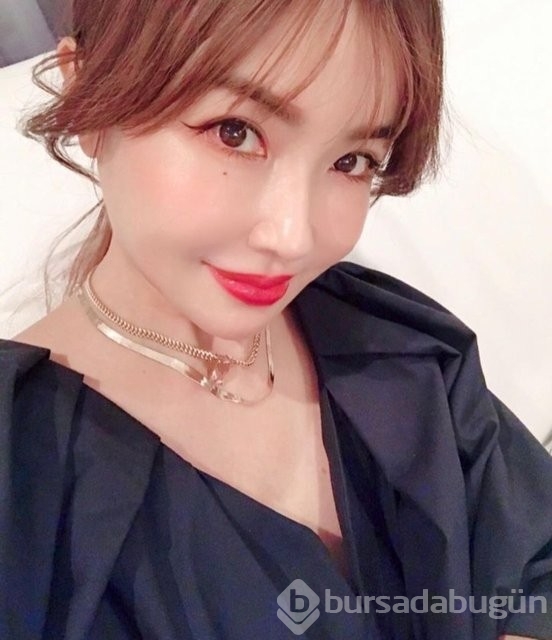 Japon model Risa Hirako gençliğin sırrını buldu