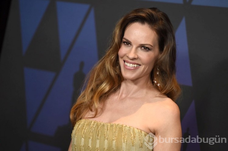 İkiz bebek bekleyen Hilary Swank hamileliğini anlattı