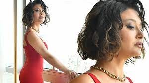 Kilo veren Nurgül Yeşilçay, kırmızı elbisesiyle dikkatleri üzerine çekti