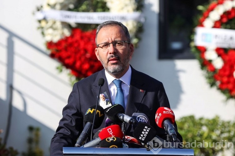 Halit Kıvanç son yolculuğuna uğurlanıyor