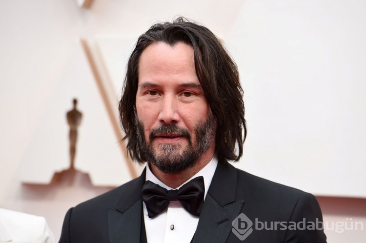 Meslektaşı Keanu Reeves'i hedef alan Friends yıldızı Matthew Perry'den özür
