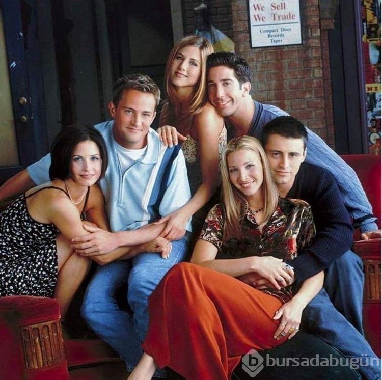 Meslektaşı Keanu Reeves'i hedef alan Friends yıldızı Matthew Perry'den özür
