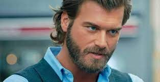 Kıvanç Tatlıtuğ'un şöhrete ilk adımı Türk filmi gibi: Annesi market camında...
