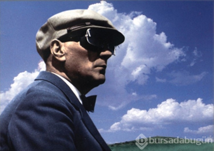TSK'dan renkli Atatürk fotoğrafları
