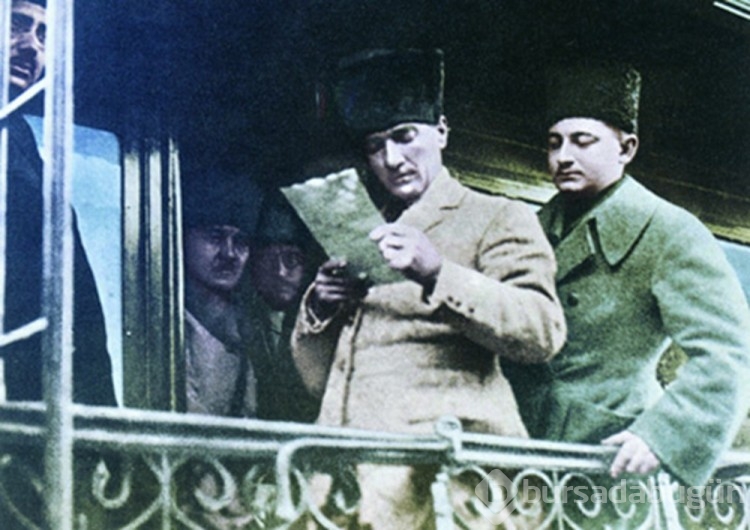 TSK'dan renkli Atatürk fotoğrafları
