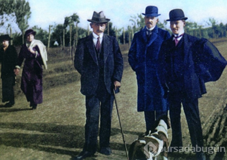 TSK'dan renkli Atatürk fotoğrafları

