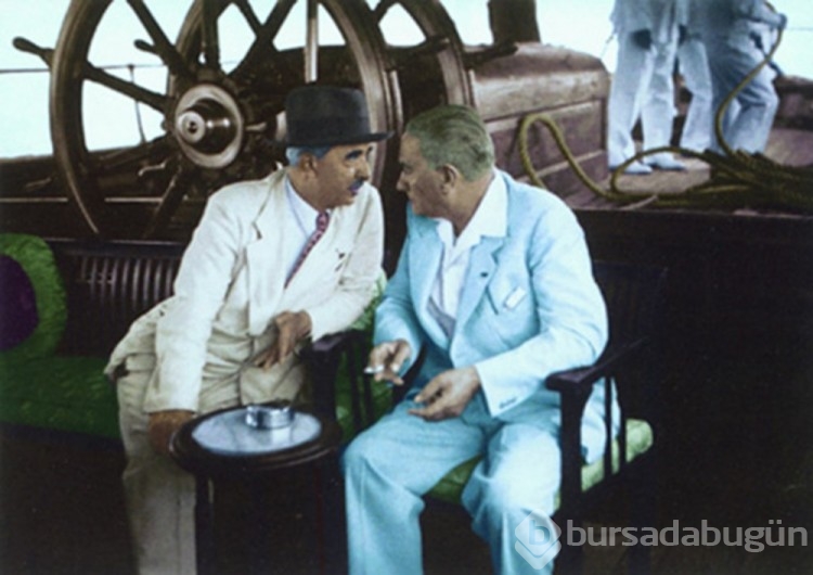TSK'dan renkli Atatürk fotoğrafları
