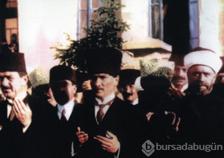 TSK'dan renkli Atatürk fotoğrafları
