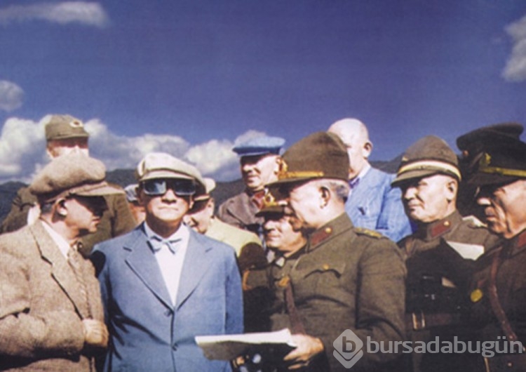 TSK'dan renkli Atatürk fotoğrafları
