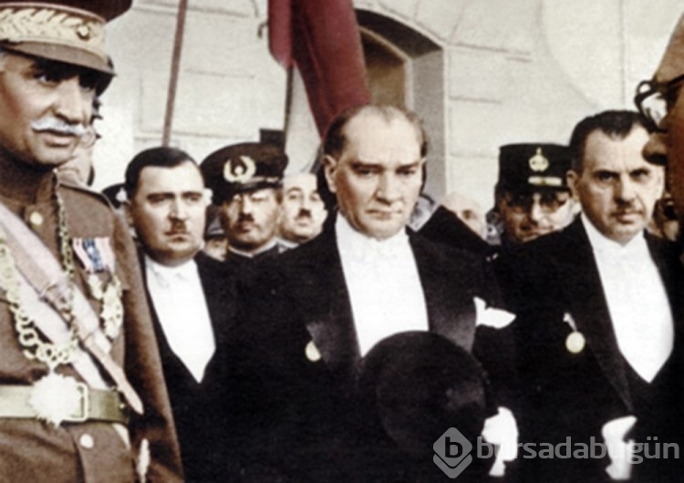 TSK'dan renkli Atatürk fotoğrafları
