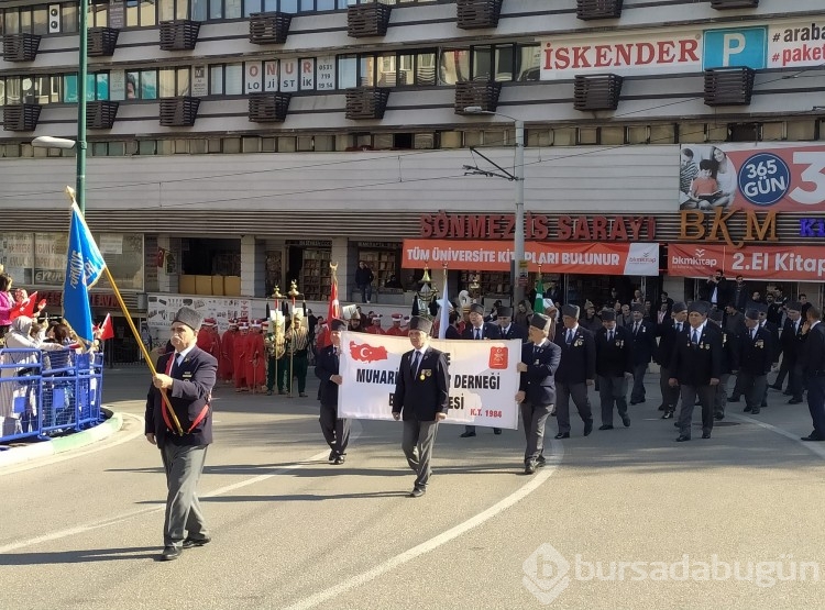 Bursa'da 29 Ekin coşkusu
