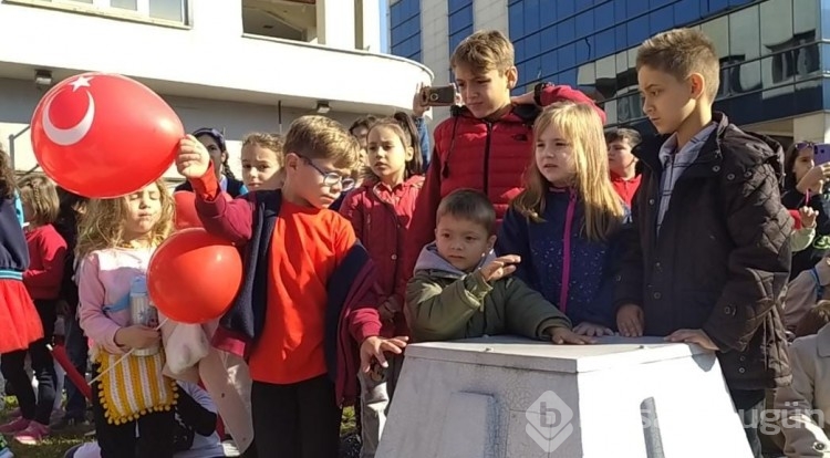 Bursa'da 29 Ekin coşkusu
