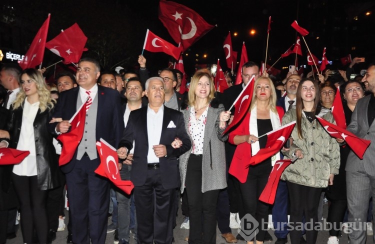 Bursa Nilüfer'de 29 Ekim Cumhuriyet Bayramı coşkuyla kutlandı