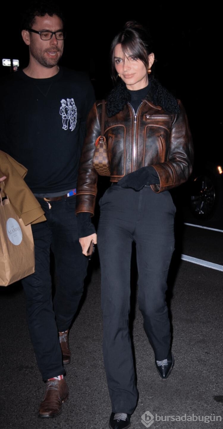 İşte Emily Ratajkowski'nin fit fiziğinin sırrı!