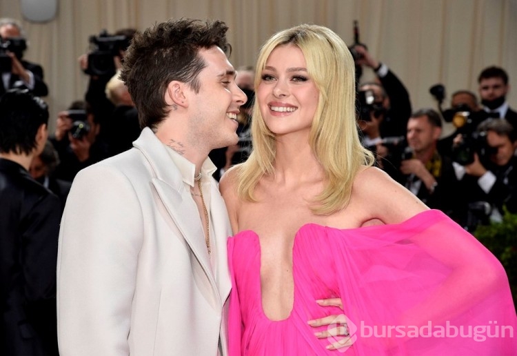 Nicola Peltz eşi Brooklyn Beckham'ı neden filminden çıkardığını açıkladı
