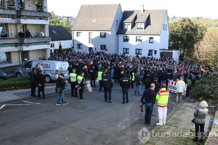 Solingen'in simge ismi Mevlüde Genç'e tören