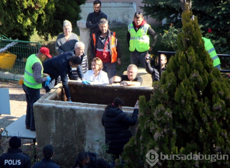 İnşaat sırasında şans eseri bulunan Roma dönemine ait lahitten insan kemikleri çıktı