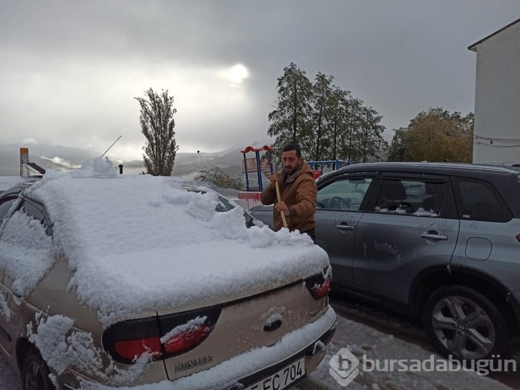 Posof vadisi beyaza büründü