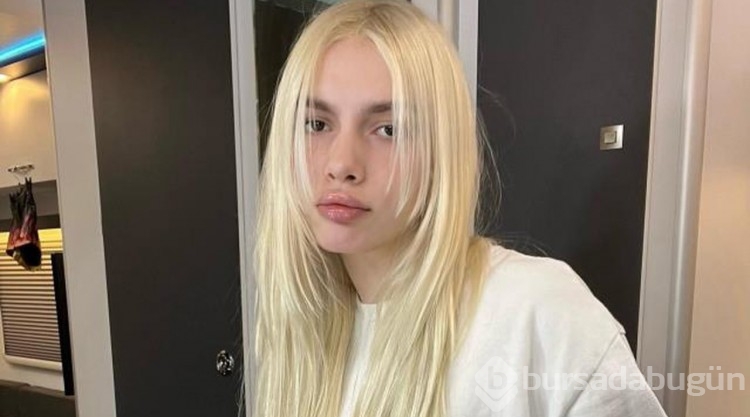 Aleyna Tilki, yine iç çamaşırlı fotoğraf yayınladı