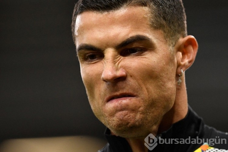 Cristiano Ronaldo 3 milyon takipçi kaybetti
